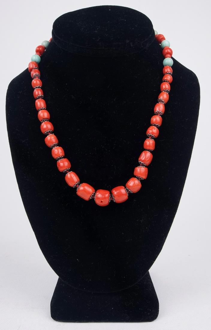 OLD PRECIOUS CORAL NECKLACE (1 of 4)