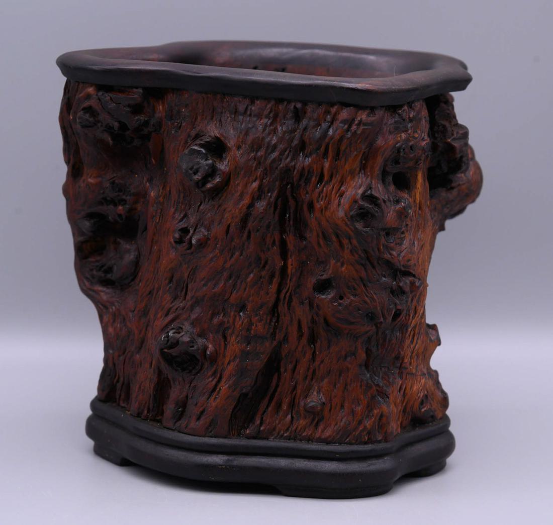 Antique Natural Wood Pen Holder: Medium: Wood Pen Holder Size: 6 1/2H x 6L x 5W inches Style: Antique Condition: Great overall condition Mark: None Great for collection or home decoration. Provenance: Private Collection From New Jers