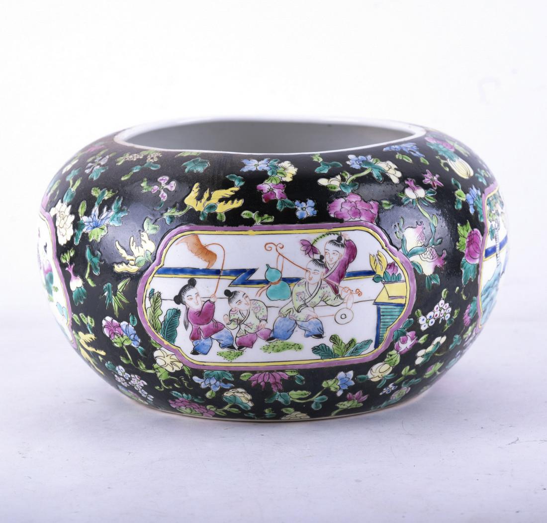 Vintage Chinese Famille Noire Planter Vase (1 of 8)