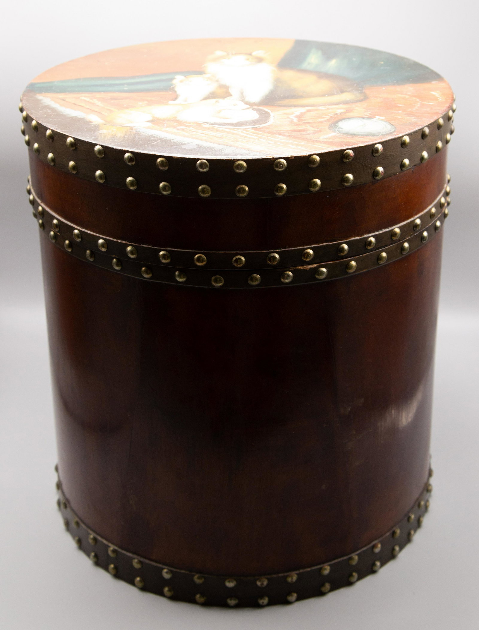 Old Wooden Cylinder With Cat Painting Lid: Size: H 15 x L 13.5 x W 13.5 inches Condition: Good overall condition for its age. Great for collection or home decoration. Shipping: shipping rates are determined by the distance from the auction sit