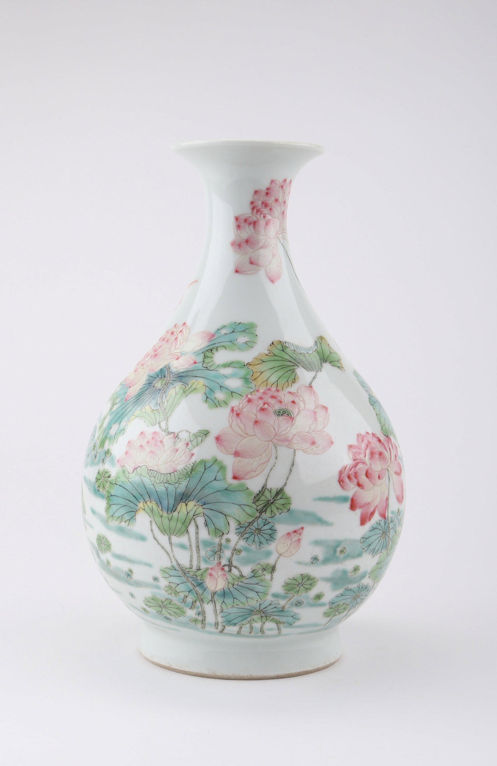 Qing Yongzheng Famille-Rose Lotus Pond Scene Yuhuchun Vase: QING YONGZHENG FAMILLE-ROSE LOTUS POND SCENE YUHUCHUN VASE Dimensions: Overall size: Height: 26.5 cm, Diameter: 14.5 cm. All measured values are approximate. Description: The object presents a yuhuchu