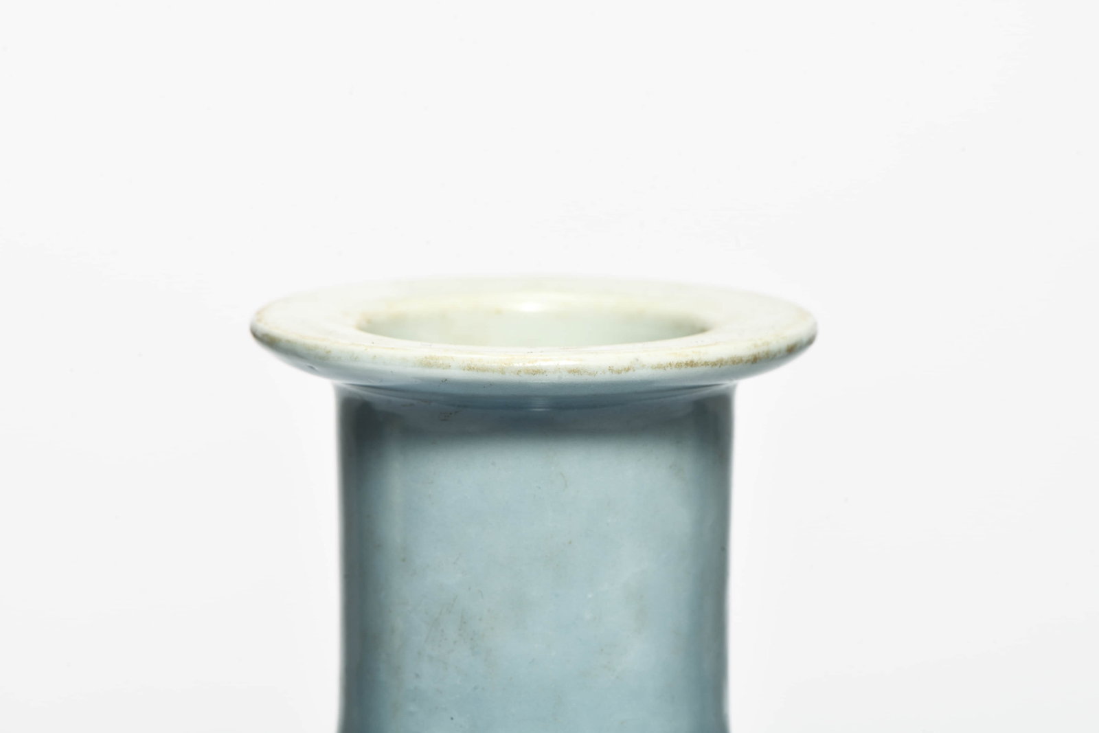 A sky-blue glazed vase - 2