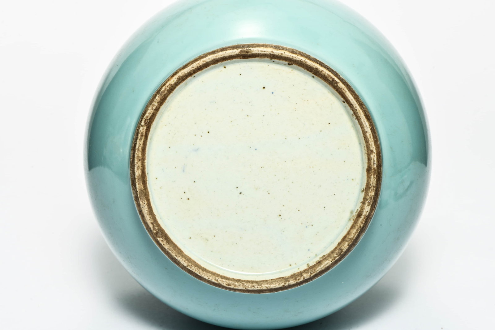 A blue glazed two-handled vase - 4