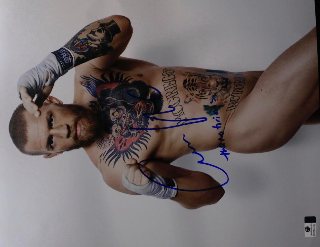 CONOR MCGREGOR: CONOR MCGREGOR SIGNED 11x14 PHOTO