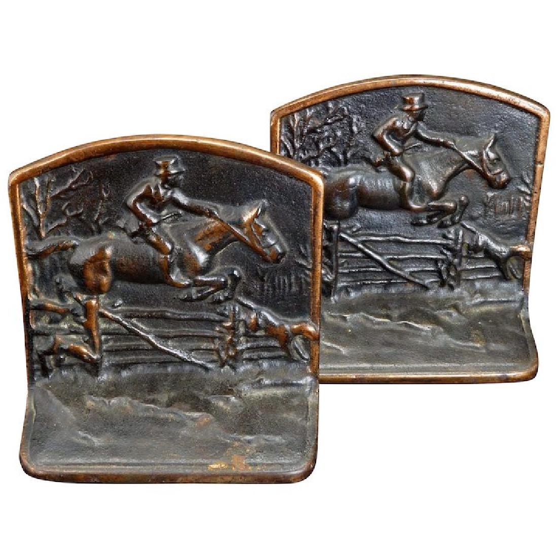 Fox Chase pair of iron bookends by Hubley circa 1925 (1 of 5)