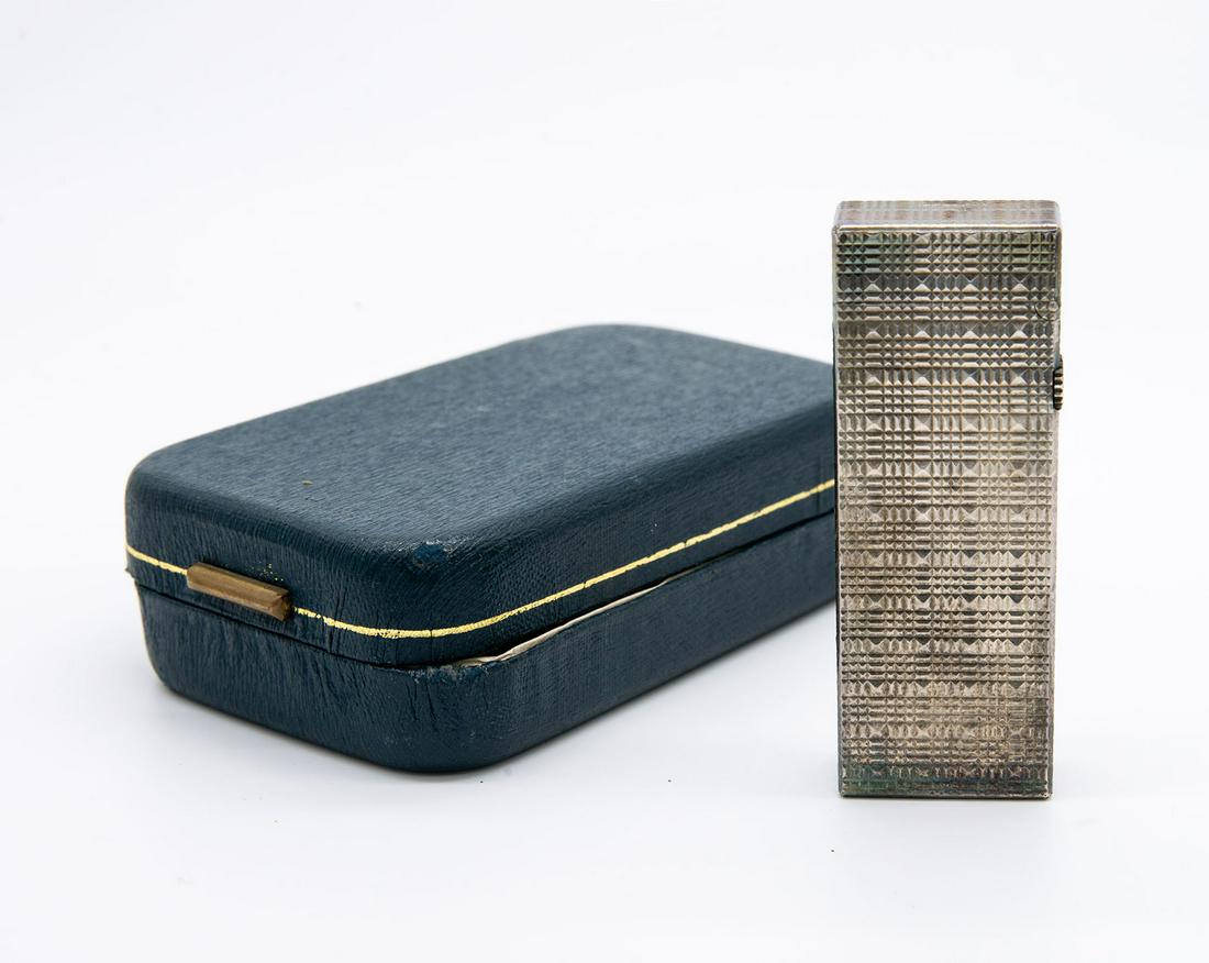 A Vintage Dunhill Silver Plated Rollagas Lighter, (1 of 4)