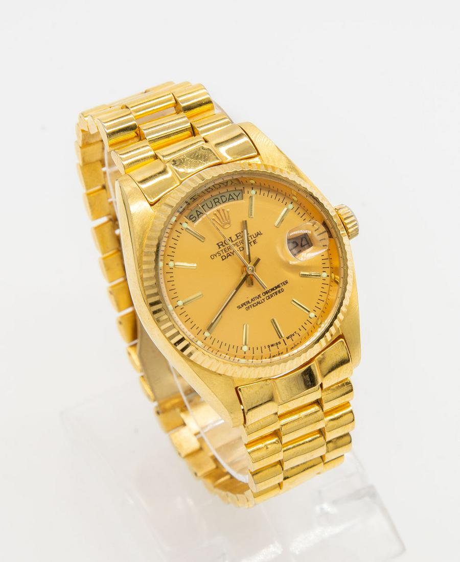 A Rolex Replica Gilt Men's Wristwatch (1 of 2)