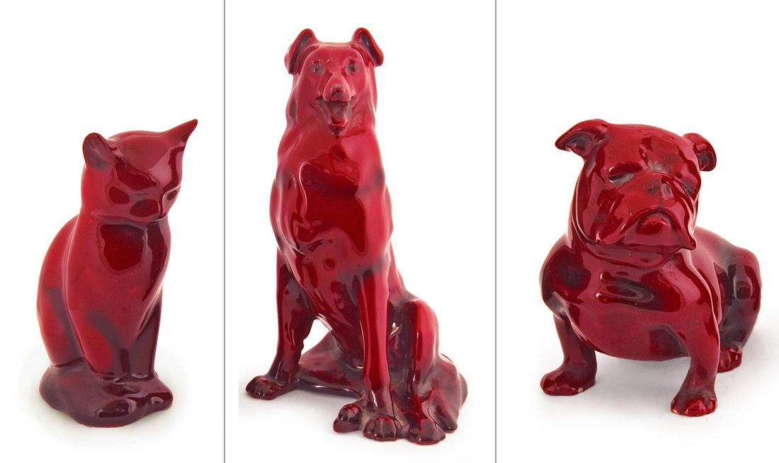 Three Royal Doulton Red Flambe Porcelain Figurines,: Three Royal Doulton Red Flambe Porcelain Figurines, England, ca 1920 Marked. Height of shepherd: 19cm, height of bulldog: 9.5 cm Condition: For a detailed condition report, please contact us at info@h