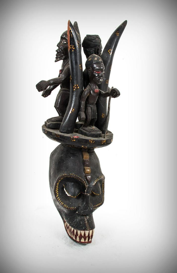 Igbo Ceremonial Protection Mask, Owerri, Imo, Nigeria: Igbo Ceremonial Protection Mask, Owerri, Imo, Nigeria Igbo Ceremonial Protection Mask, Owerri, Imo, Nigeria Height: 90 cm Condition: For a detailed condition report, please contact us at