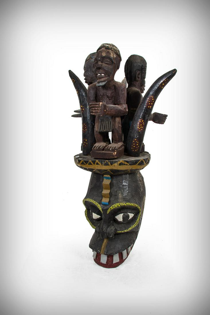 Igbo Ceremonial Protection Mask, Owerri, Imo, Nigeria: Igbo Ceremonial Protection Mask, Owerri, Imo, Nigeria Height: 90 cm Condition: For a detailed condition report, please contact us at info@hammersite.com