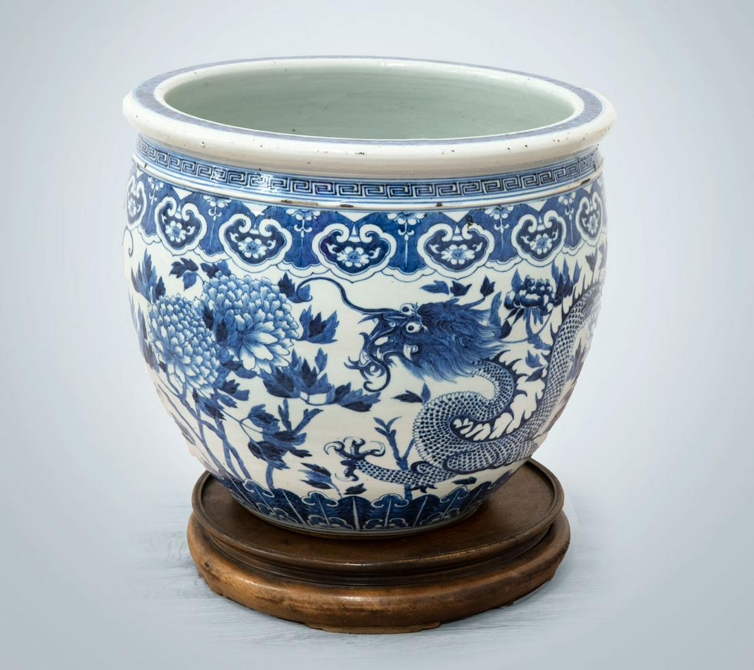 A Fine Blue and White Dragon Planter, China, Qing Dynasty, 18th/19th Century (1 of 4)
