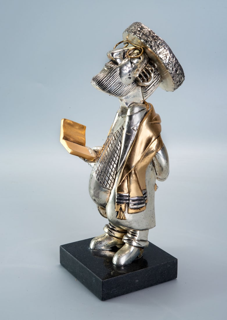 Frank Meisler, A Rabbi at prayer - Limited Edition Figurine (1 of 6)