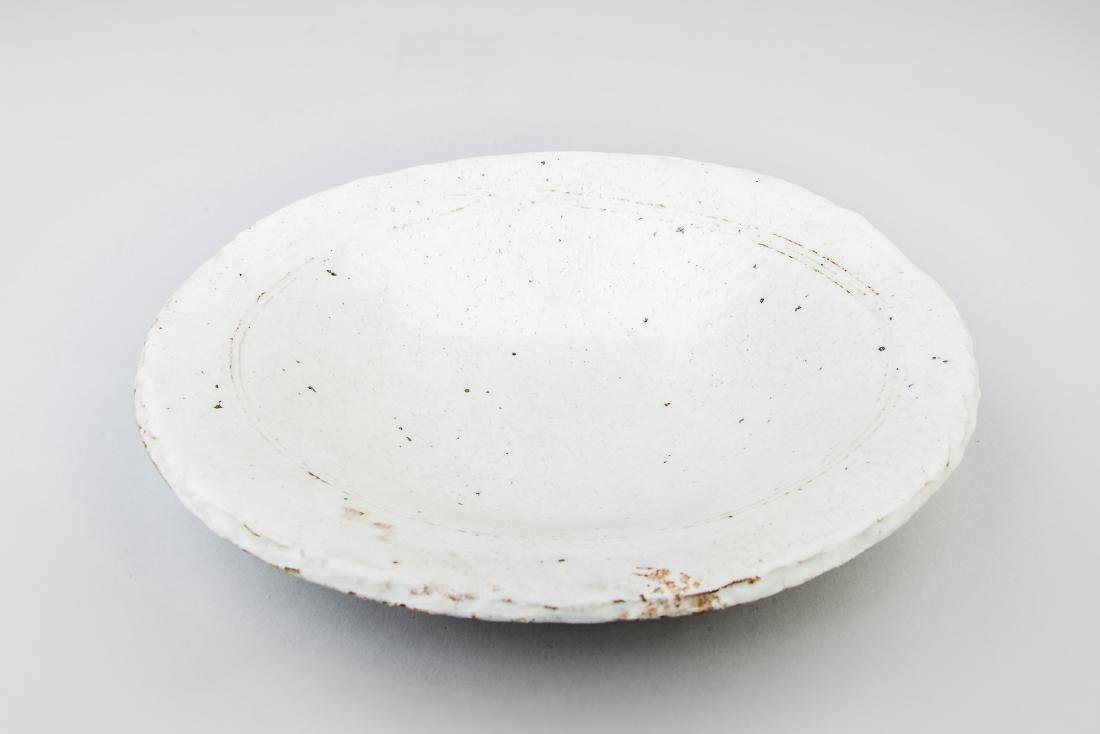 Nobuo Furutani, Furutani white bowls (1 of 3)
