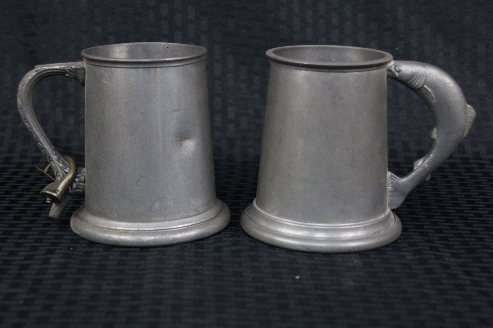 Pair vintage English pewter mugs (1 of 6)