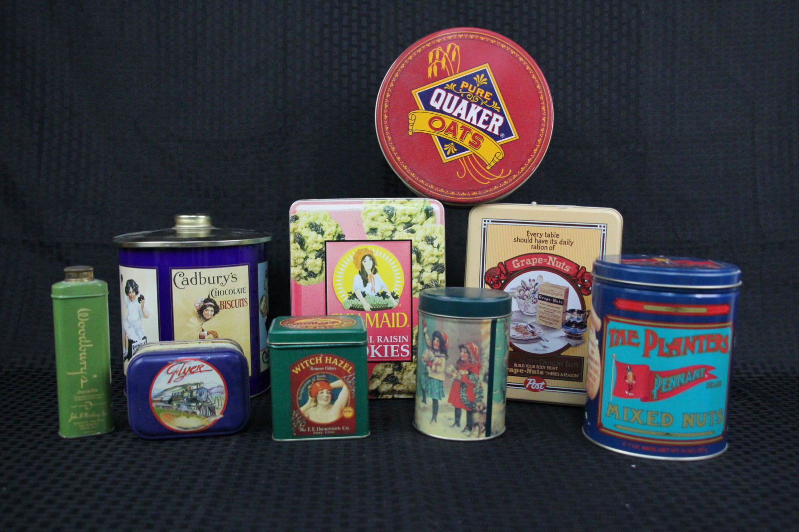9 pieces vintage tin boxes (1 of 6)