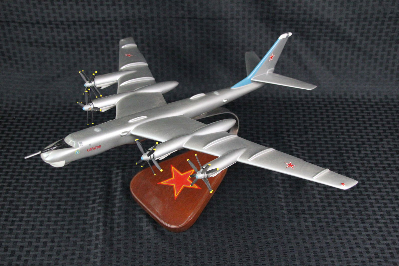Pacific Aircraft vintage airplane model (1 of 6)