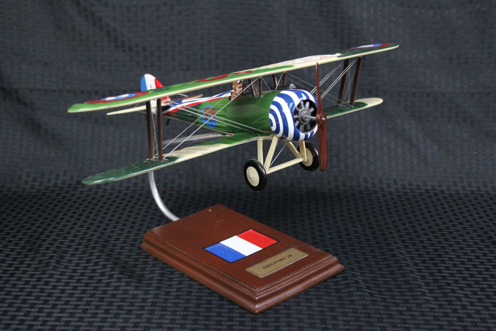 Vintage war airplanes model with stand: Vintage war airplanes model with stand, L: 13"