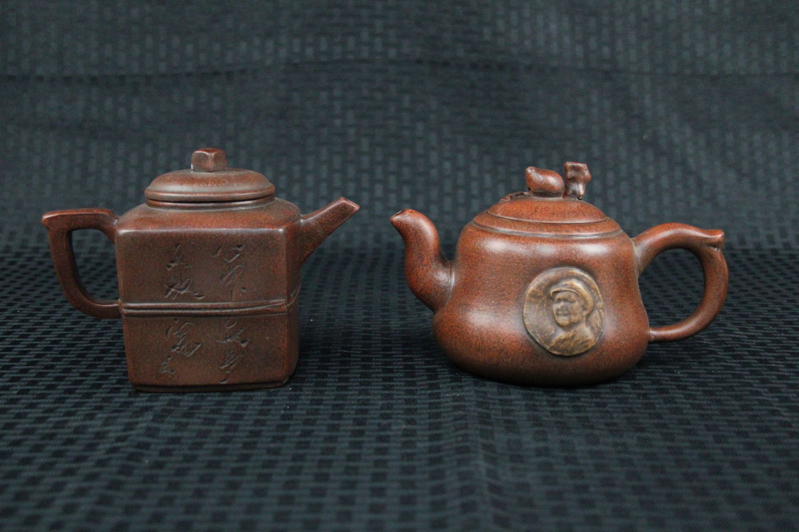 2 pieces Chinese clay tea pots (1 of 6)