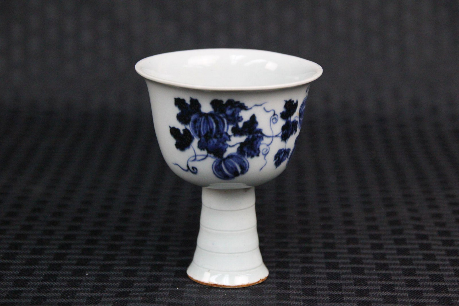A Chinese blue and white porcelain goblet: A Chinese blue and white porcelain goblet, H: 4.2" W: 3.75"