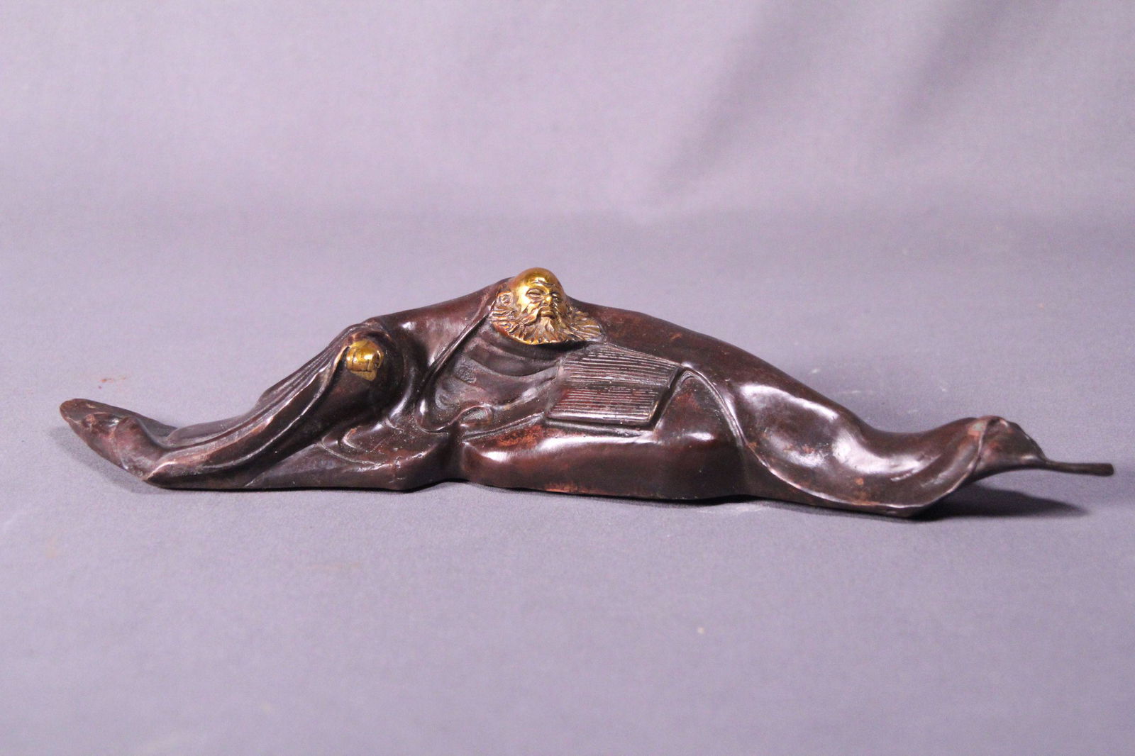 Chinese bronze holder (1 of 6)