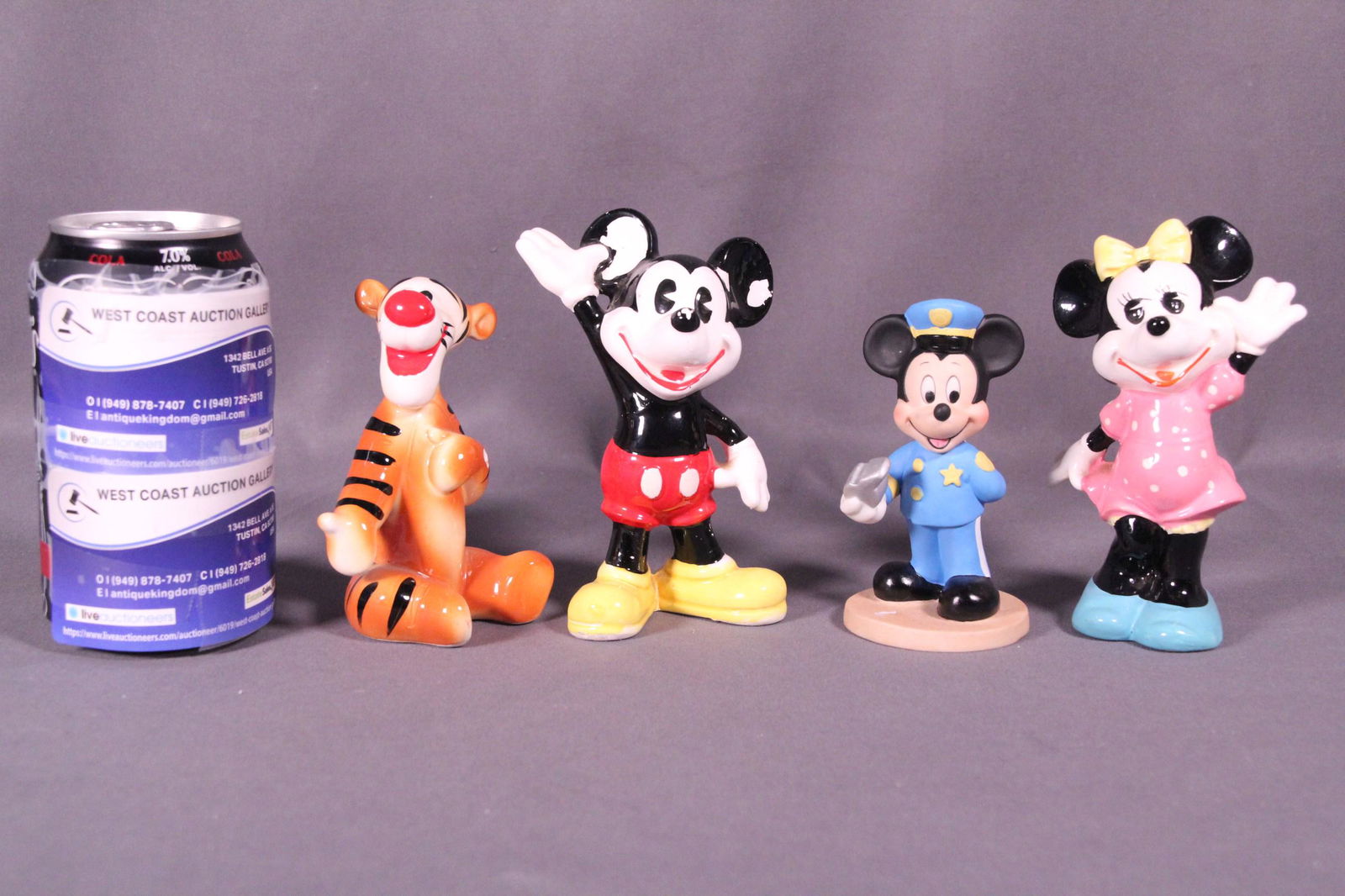 4 pcs Disney porcelain figure (1 of 6)