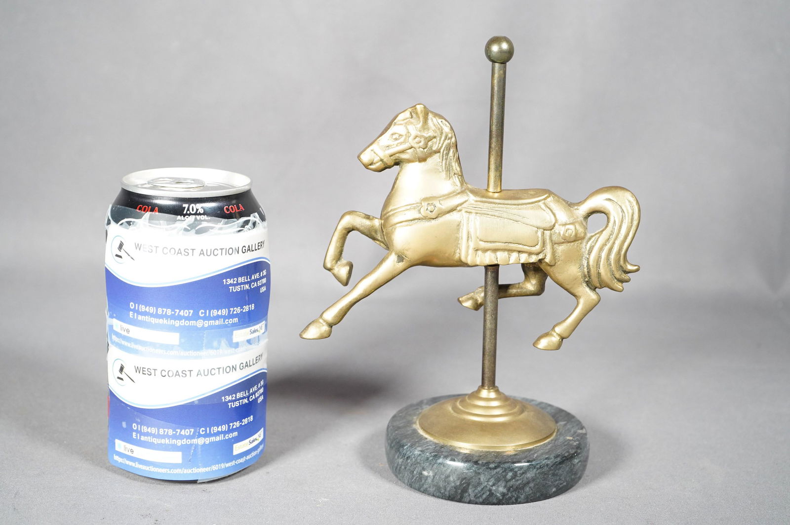 A gilted horse carousel (1 of 6)