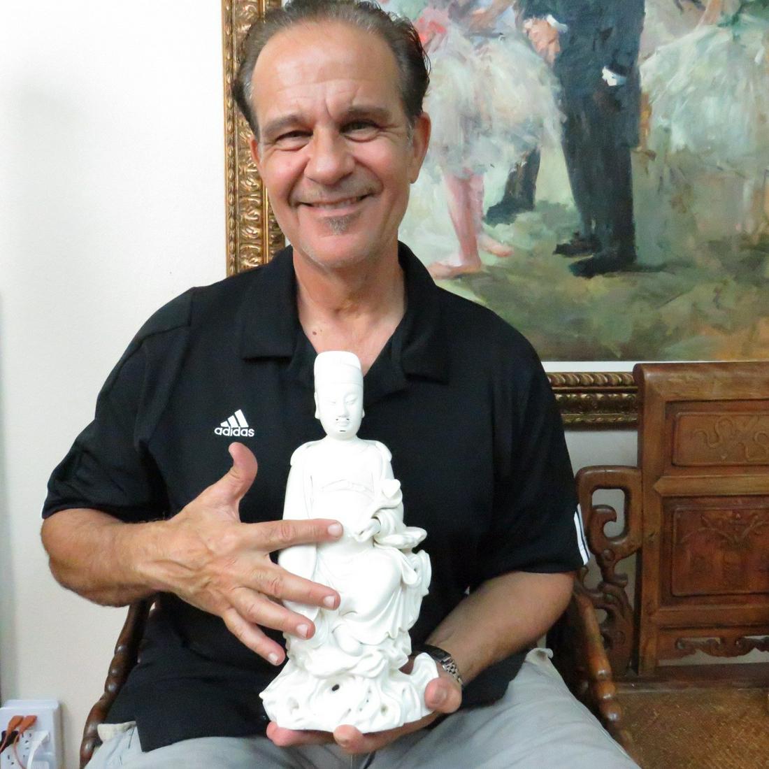 Chinese white porcelain deity (1 of 6)