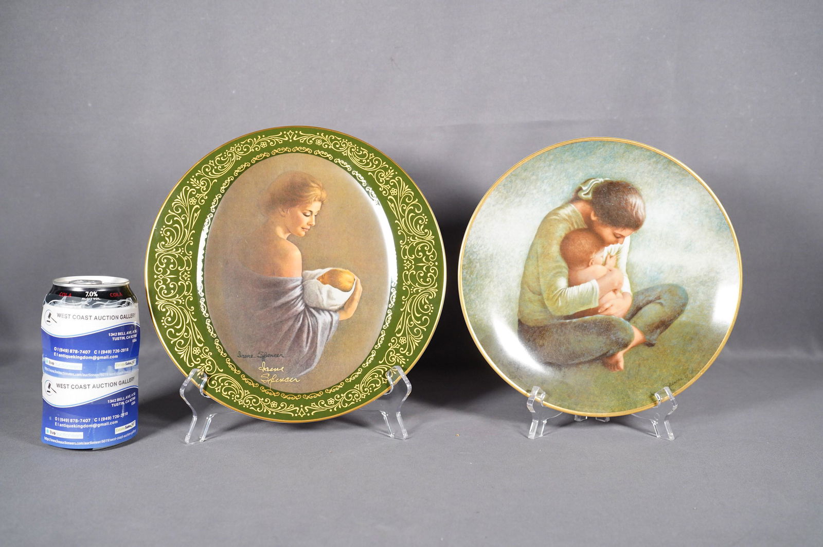 2 pcs vintage painted porcelain plates (1 of 6)