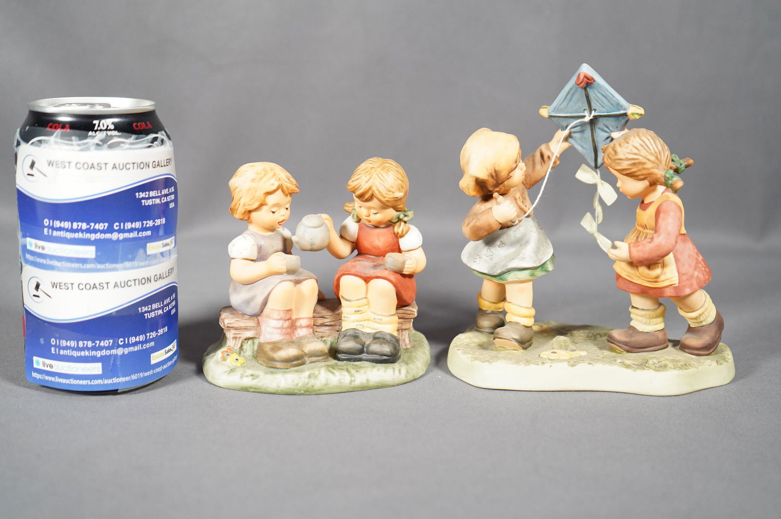 2 pcs Hummel figurine (1 of 6)