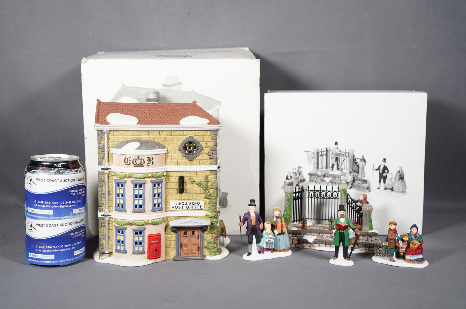 Dept 56 store stock w/box (1 of 6)