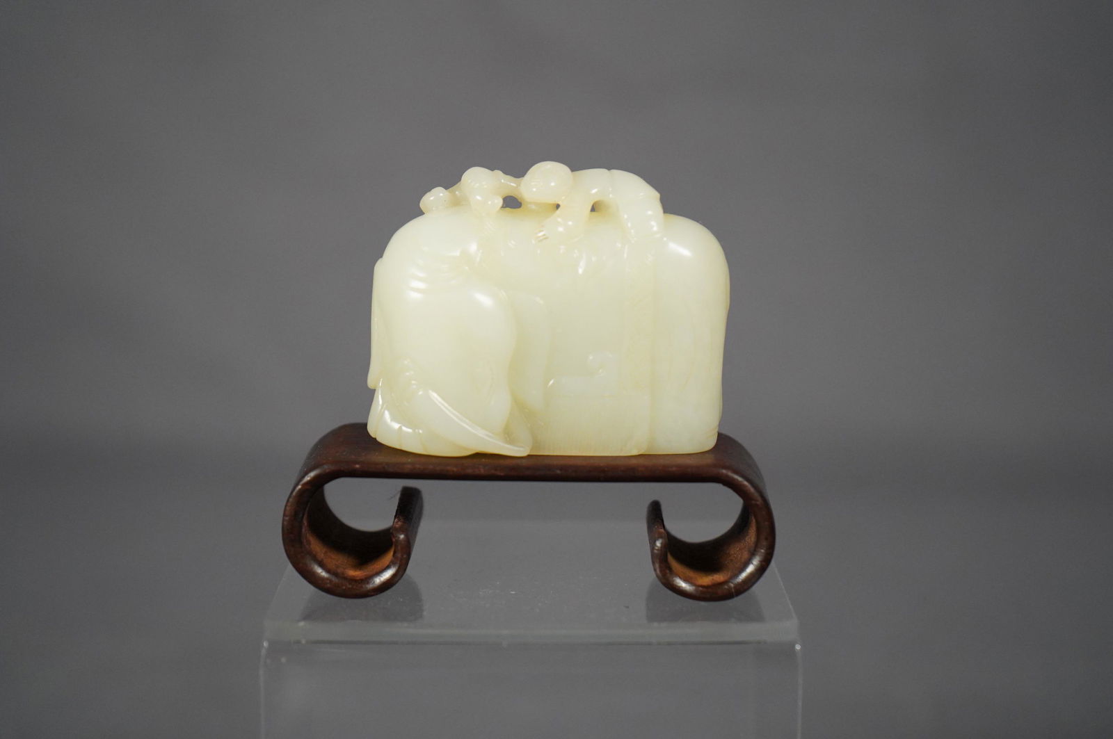 Chinese jade elephant (1 of 6)