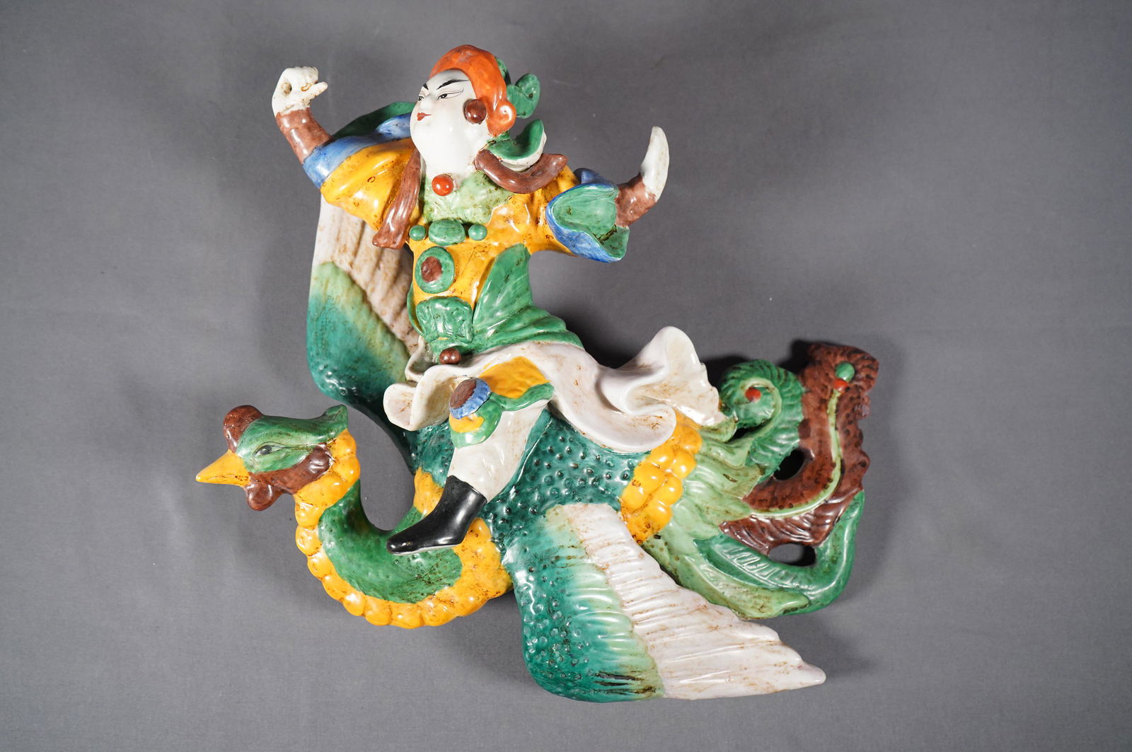 Chinese roof tile (1 of 6)