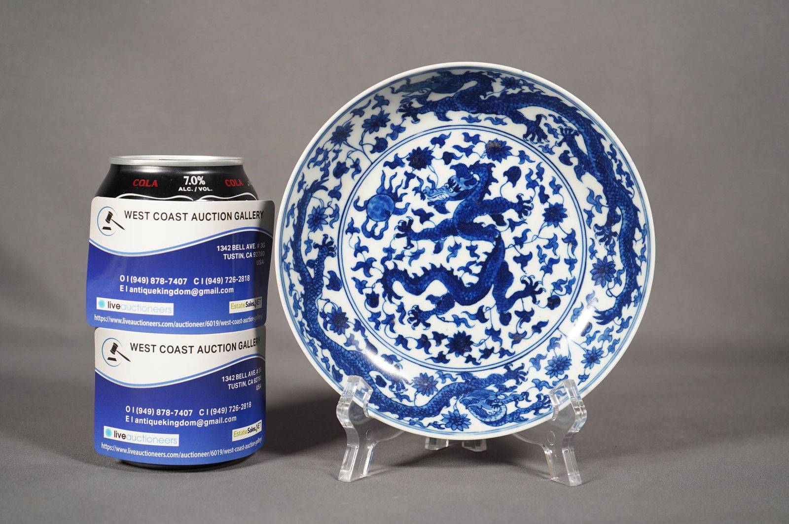 Chinese b/w dragon dish (1 of 6)