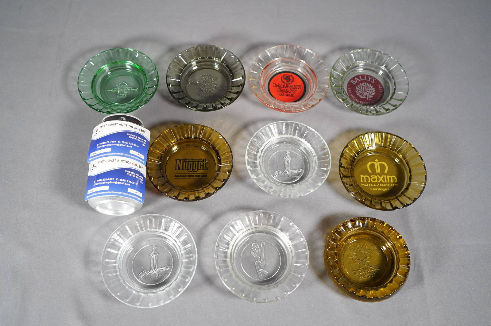 13 pcs Vegas ashtrays (1 of 6)
