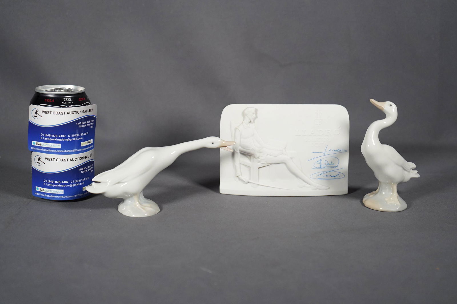 3 pcs Lladro figures (1 of 6)