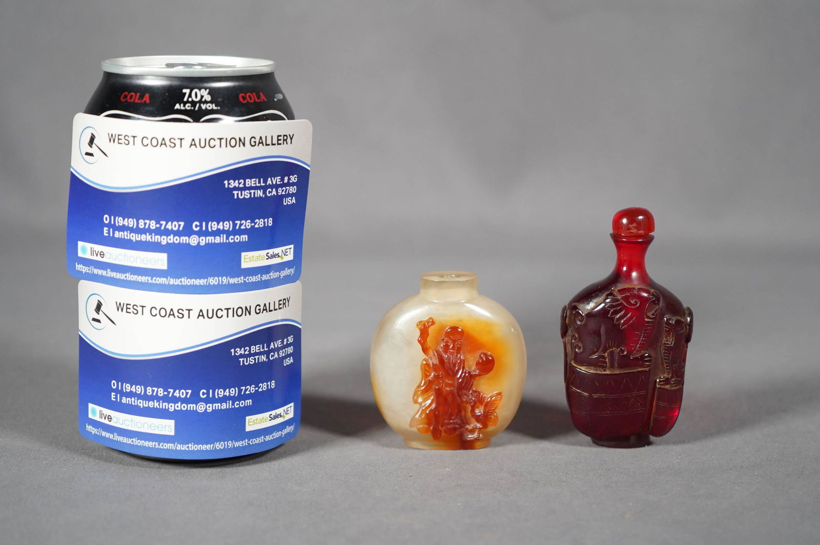 2 pcs Chinese snuff bottle (1 of 6)