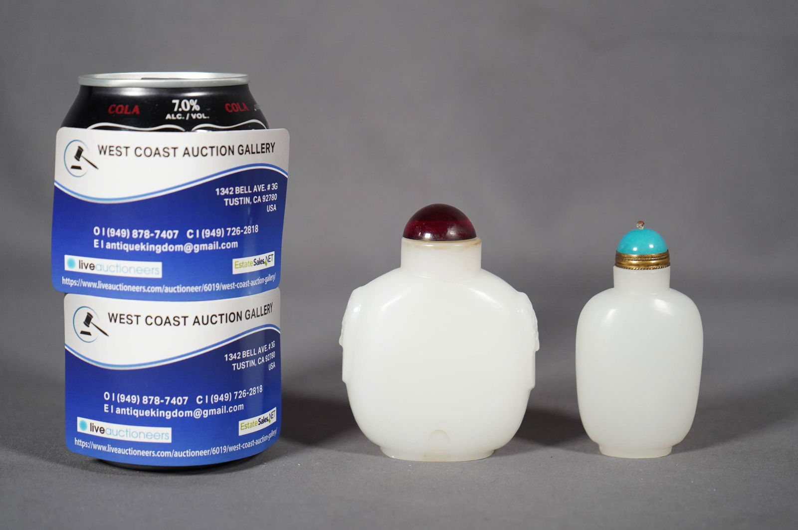 2 pcs Chinese snuff bottle (1 of 6)