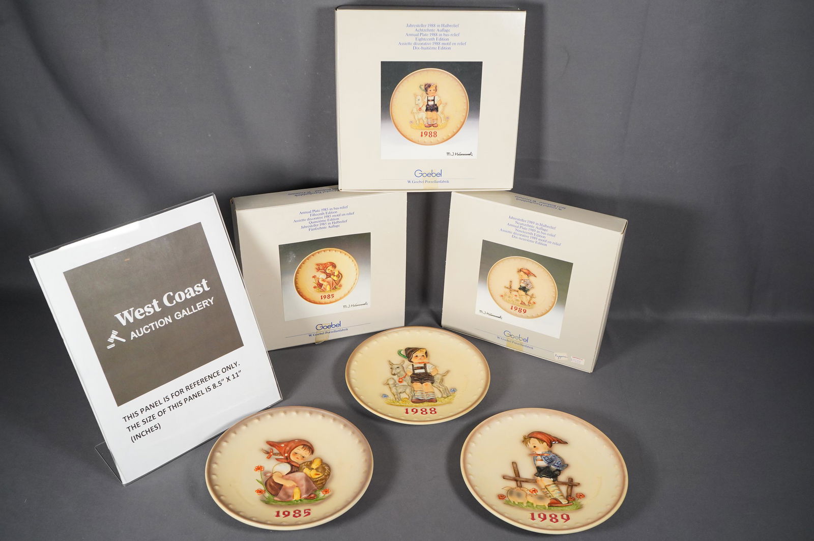 3 pcs Hummel plates (1 of 6)