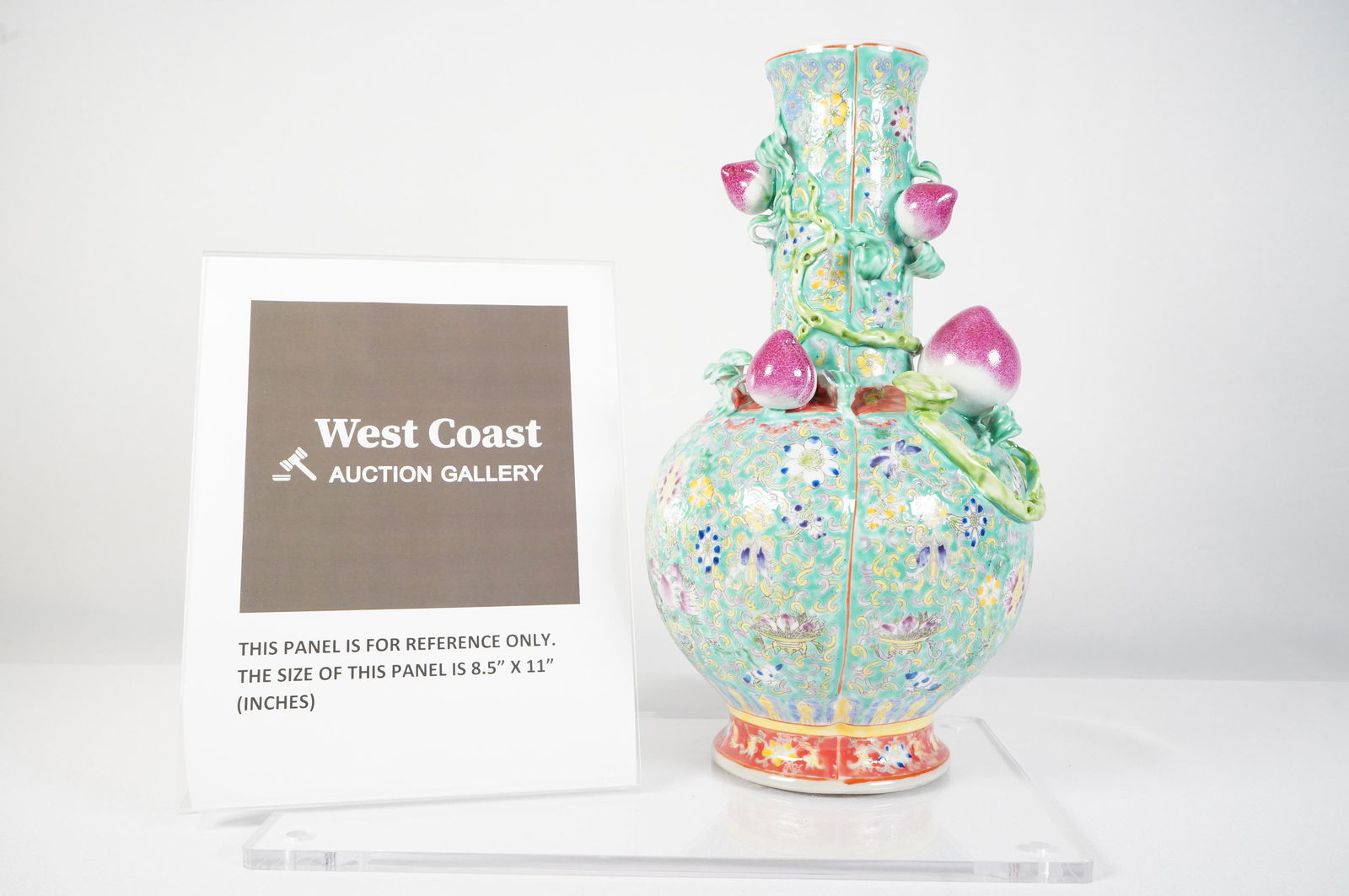 Chinese peach vase (1 of 6)