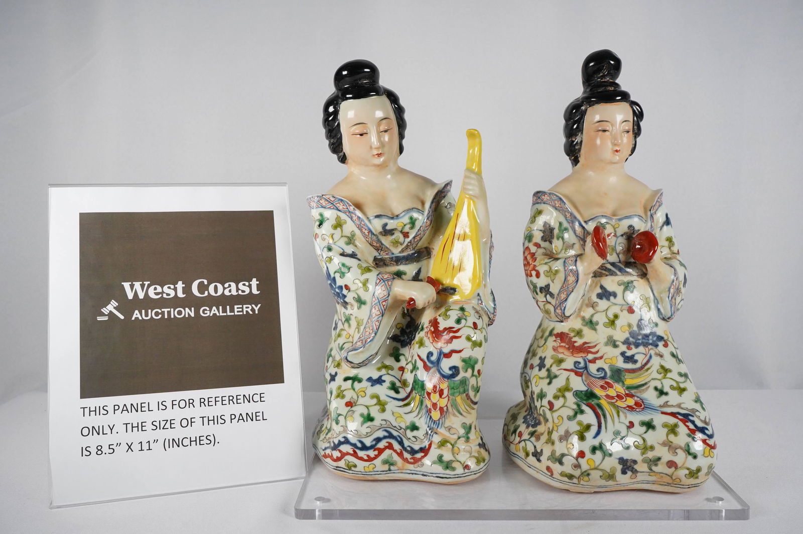 A pair Chinese lady (1 of 6)