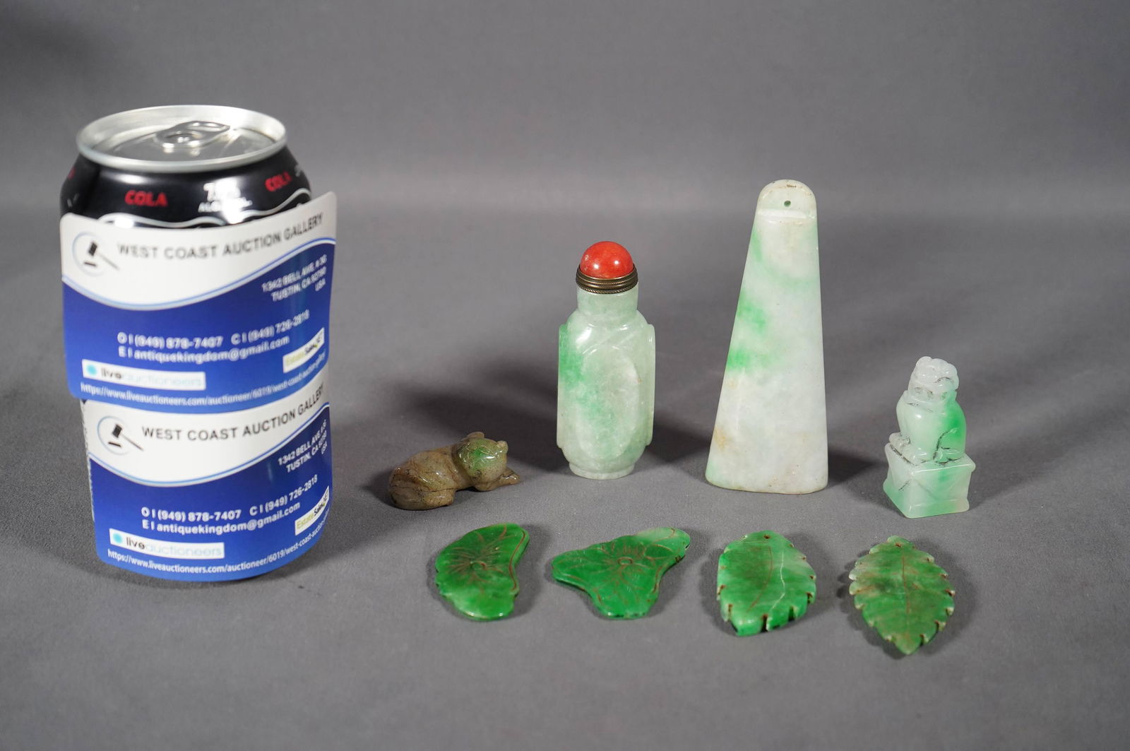 8 pcs Jadeite item (1 of 6)