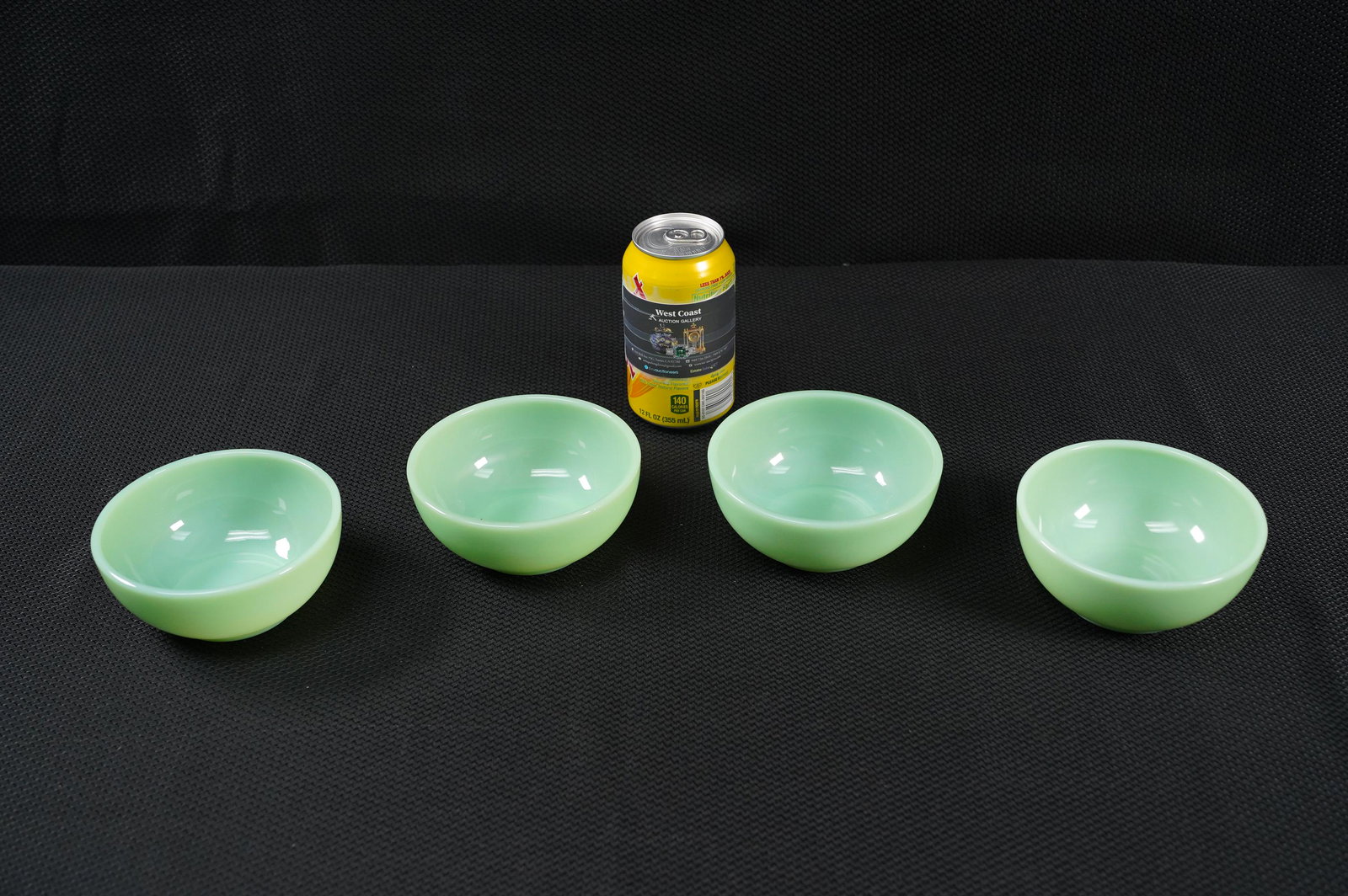 4 pcs Fireking bowls (1 of 6)