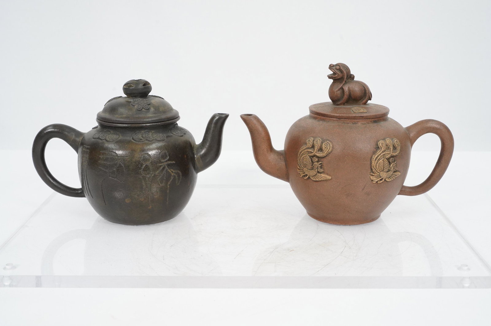 2 pcs Chinese clay teapot (1 of 7)