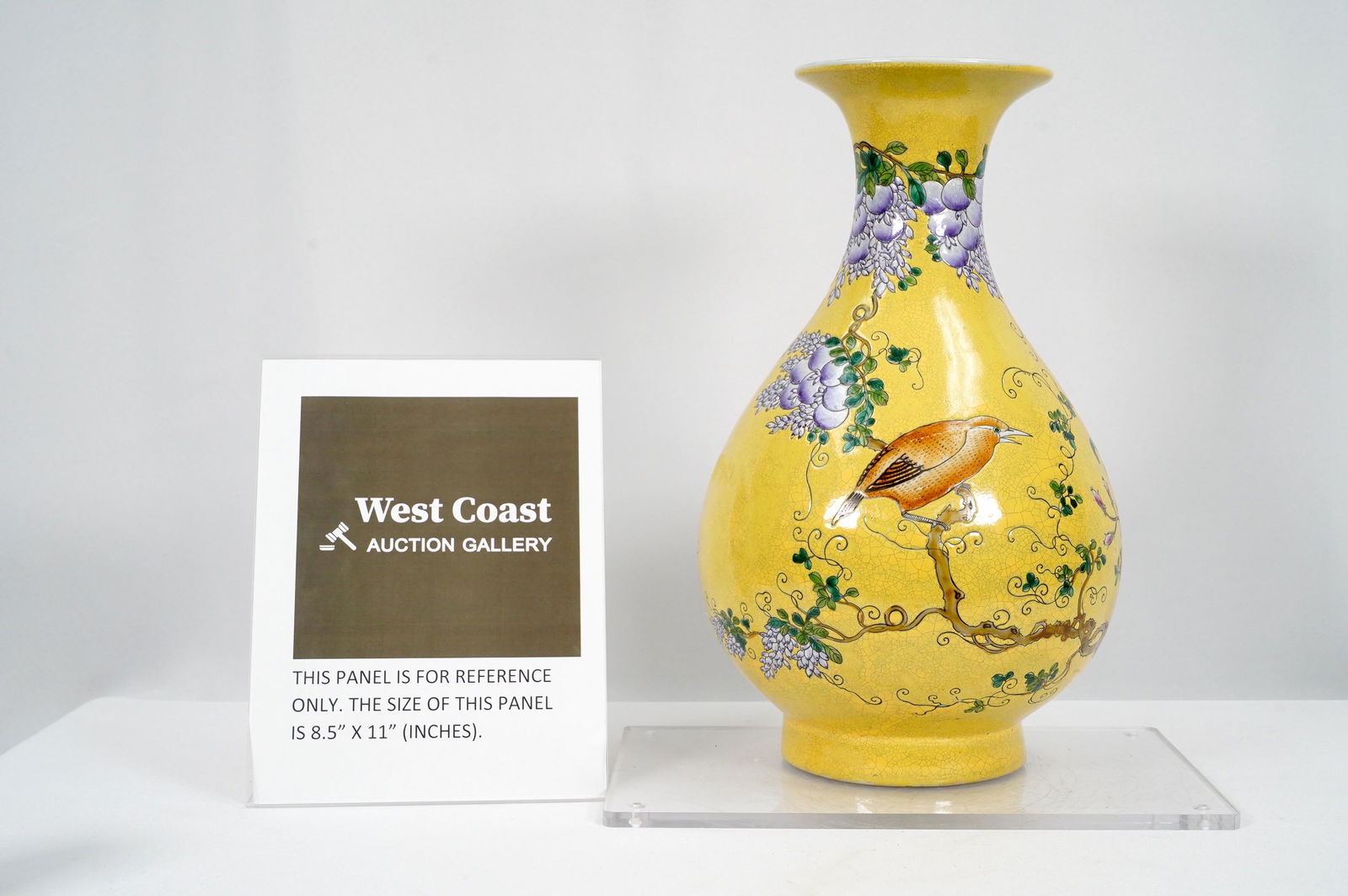 Chinese large yellow vase (1 of 8)