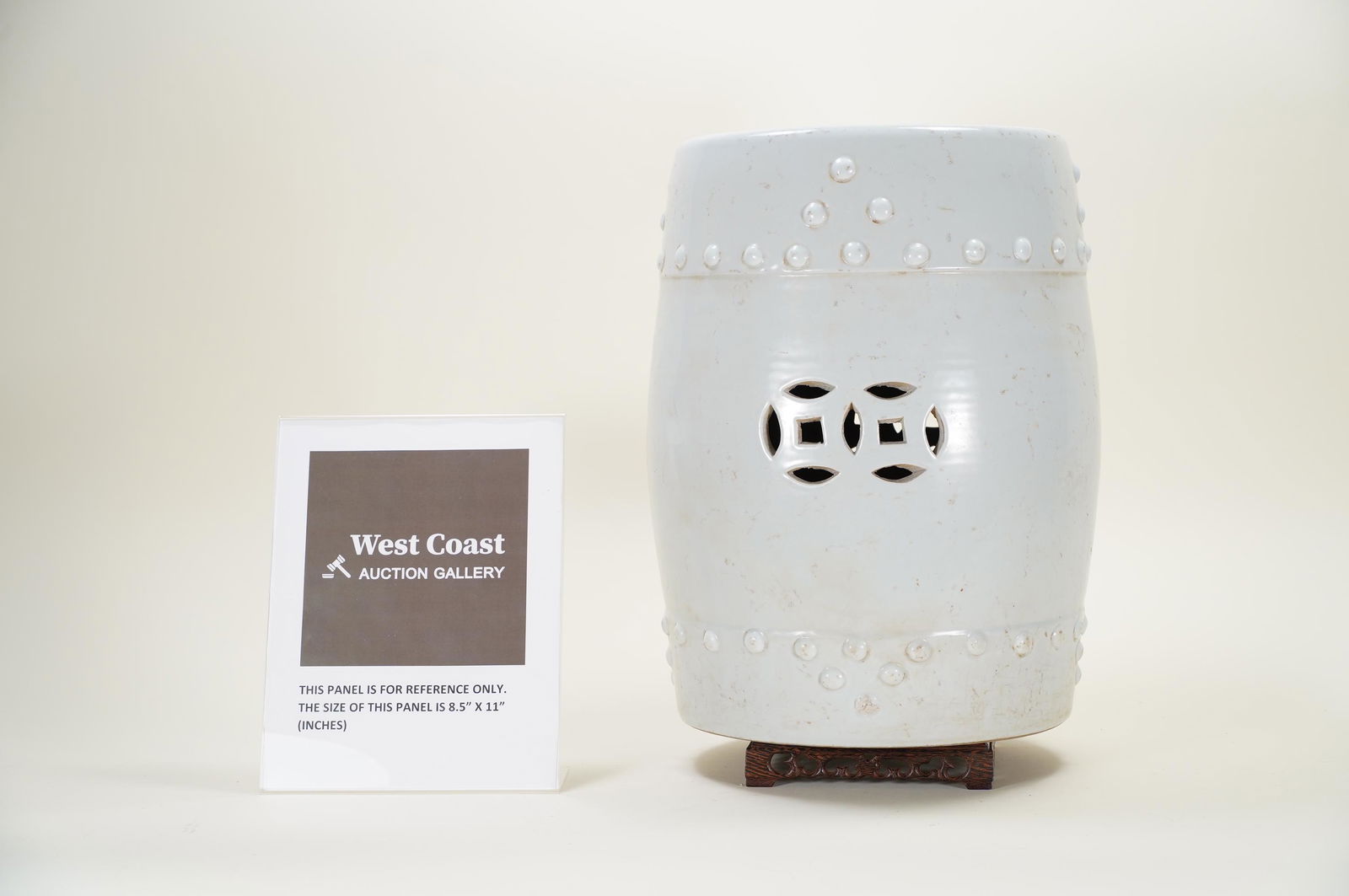 Chinese garden seat (1 of 6)