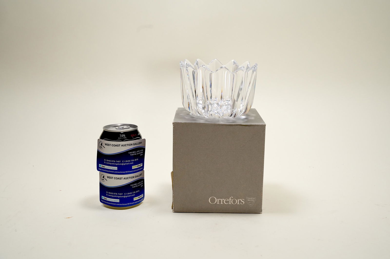 A fine crystal bowl: A fine lotus style crystal bowl, comes with original Orrefors box.