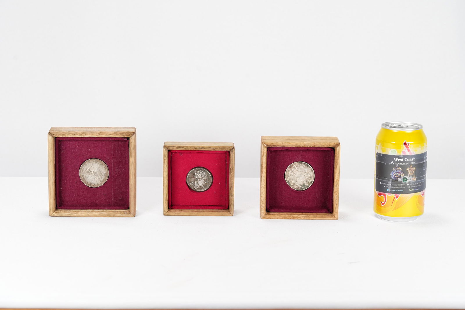 3 pcs coin w/ box (1 of 6)