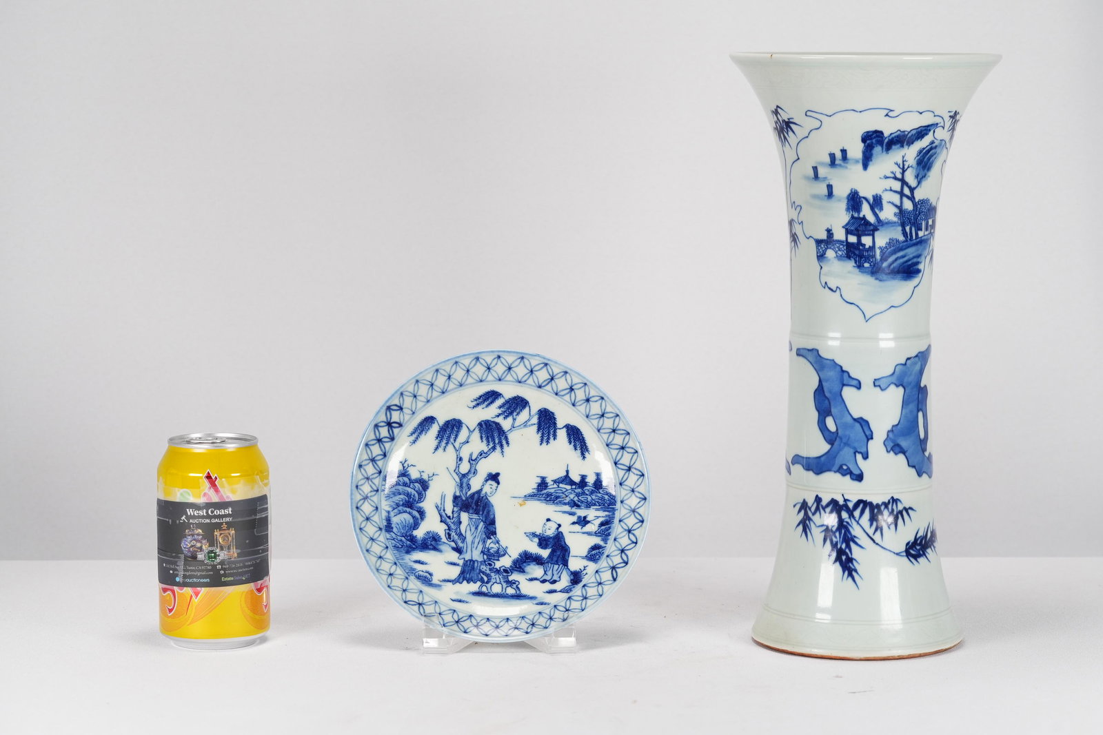 2 pcs Chinese b/w item (1 of 8)