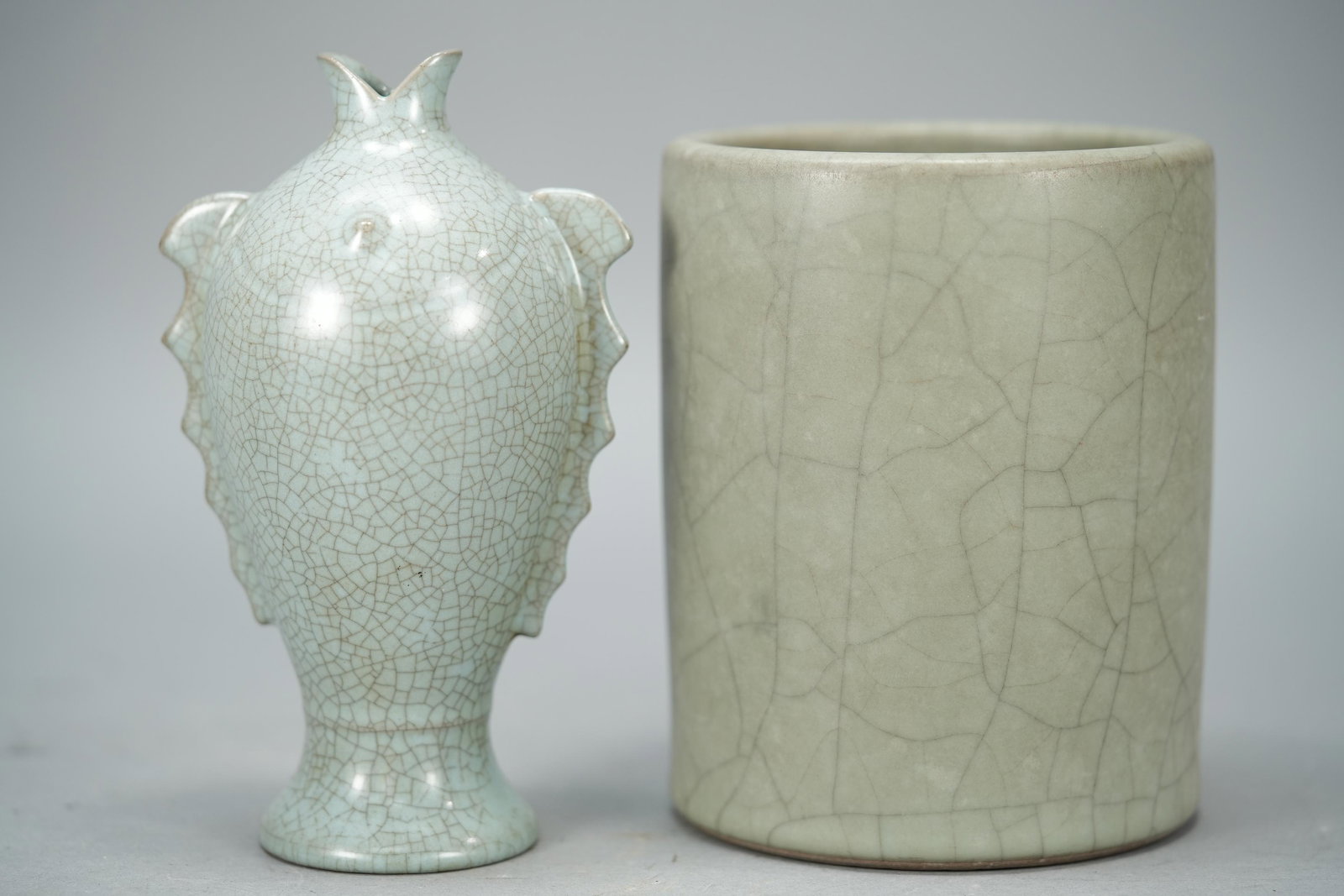 2 pcs Chinese crackled item (1 of 8)