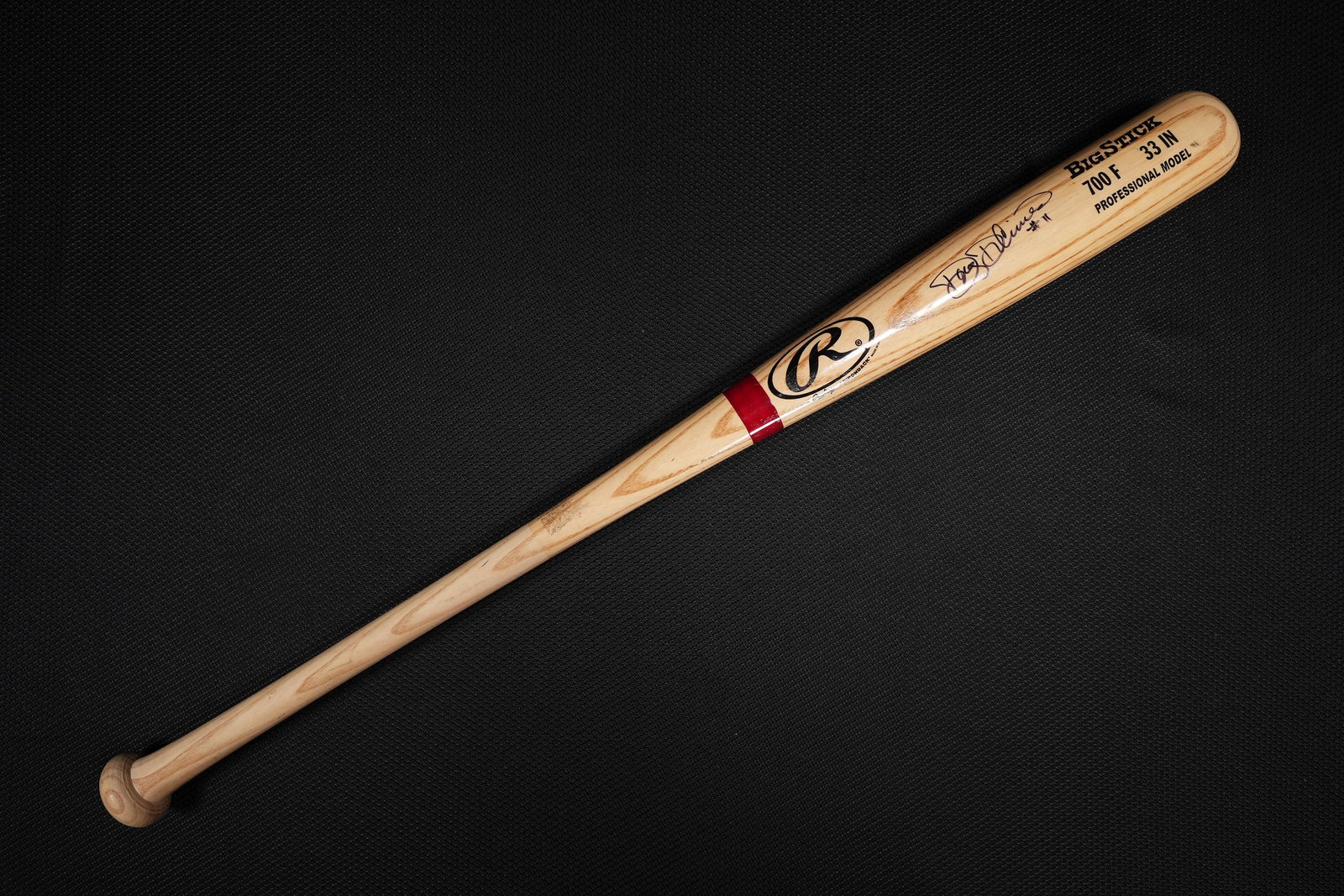 MLB player signed baseball bat (1 of 6)